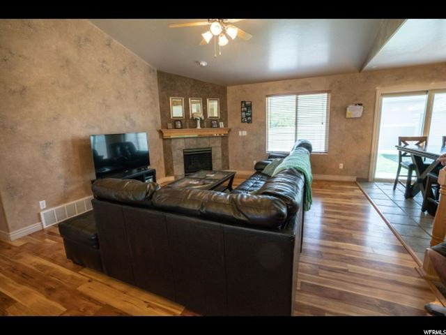 1446 N 1150 W, Clinton, UT 84015 — photo 5