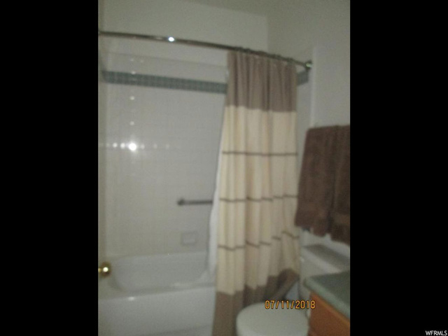 988 S Courtyard E, Centerville, UT 84014 — photo 9