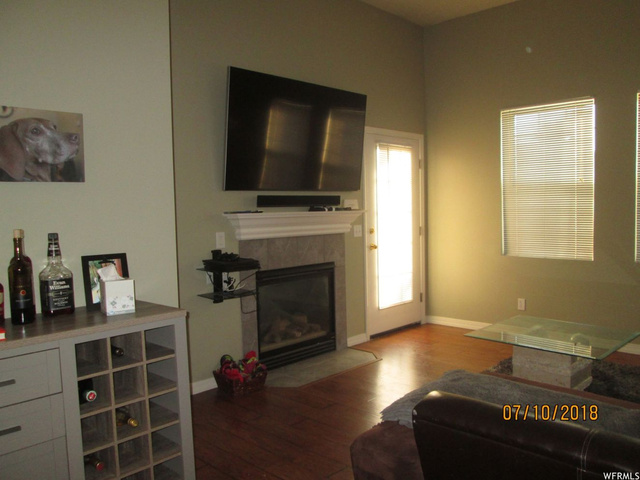988 S Courtyard E, Centerville, UT 84014 — photo 5