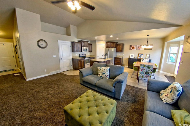 1038 E Mountain Shadow Dr N, Layton, UT 84040 — photo 4