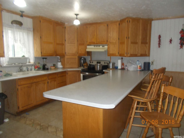 135 S 100 E, Centerfield, UT 84622 — photo 4