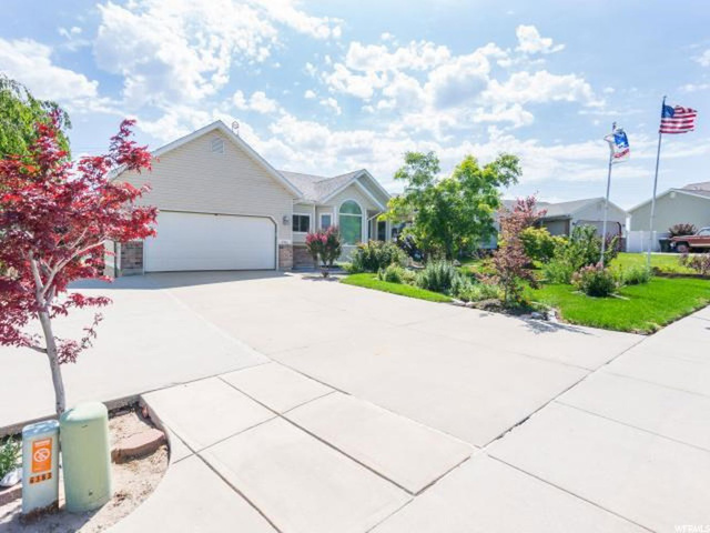 6383 S Rogue River Ln, Salt Lake City, UT 84118