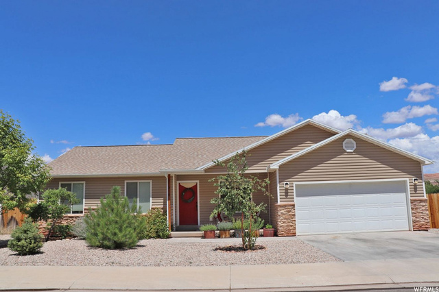 516 Doc Allen Dr, Moab, UT 84532 — photo 3