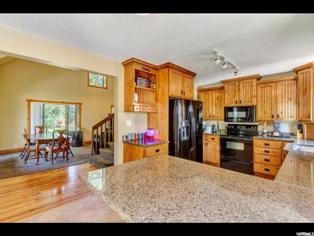 194 N Main St W, Mapleton, UT 84664 — photo 8