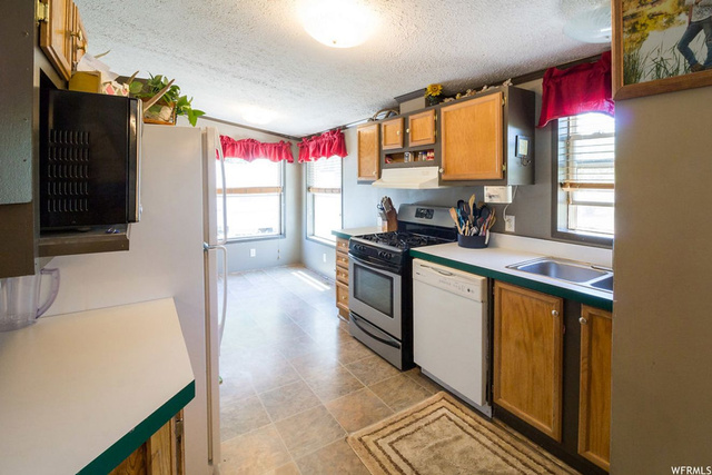 620 E 1500 S, Vernal, UT 84078 — photo 3