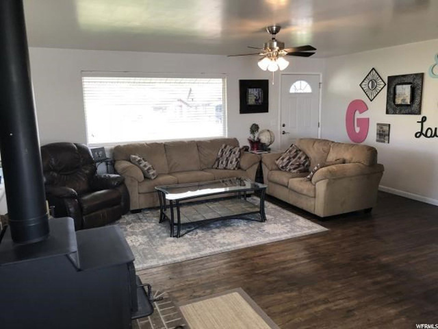 873 E Sr 72, Fremont, UT 84747 — photo 3