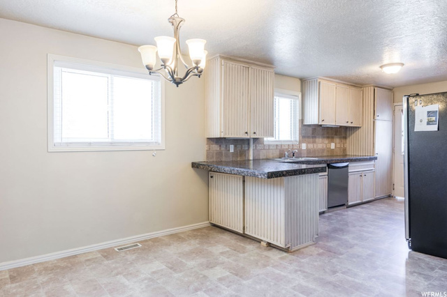 9142 S 400 E, Sandy, UT 84070 — photo 4