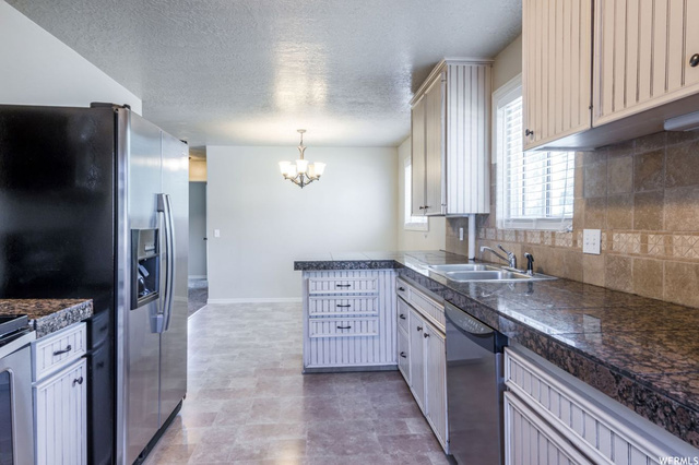 9142 S 400 E, Sandy, UT 84070 — photo 7