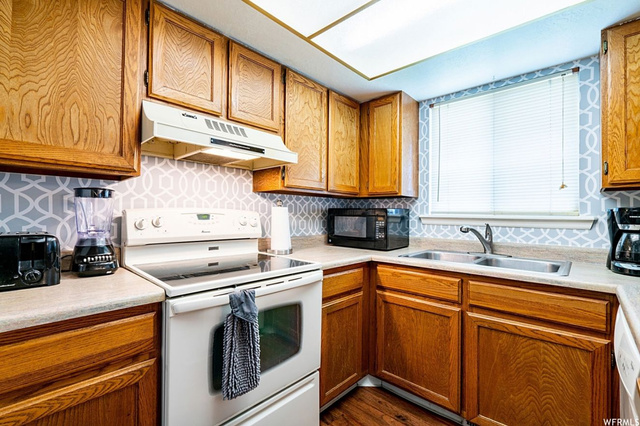 2671 W 1650 N, Clinton, UT 84015 — photo 6