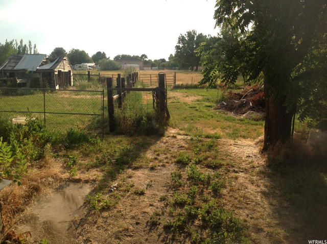 5809 S 3500 W, Roy, UT 84067 — photo 6