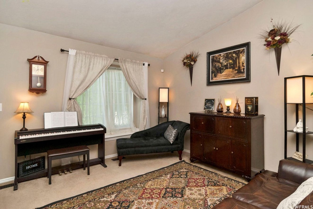 249 W 2000 S, Clearfield, UT 84015 — photo 4