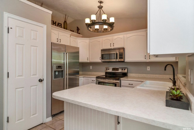 249 W 2000 S, Clearfield, UT 84015 — photo 3
