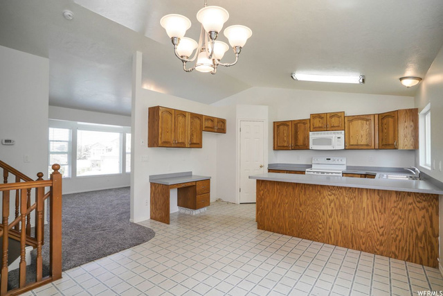 1167 W 1700 N, Clinton, UT 84015 — photo 7