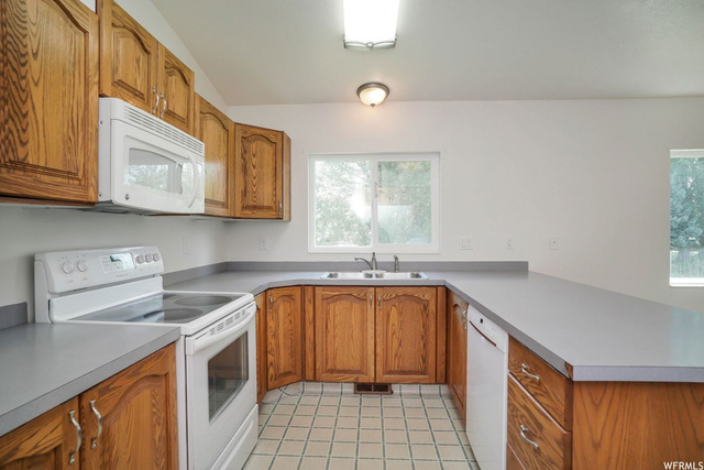 1167 W 1700 N, Clinton, UT 84015 — photo 9