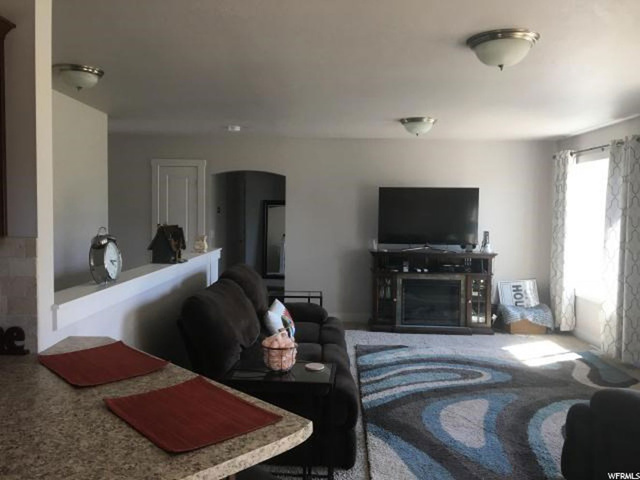 525 N 850 E, Wellsville, UT 84339 — photo 4
