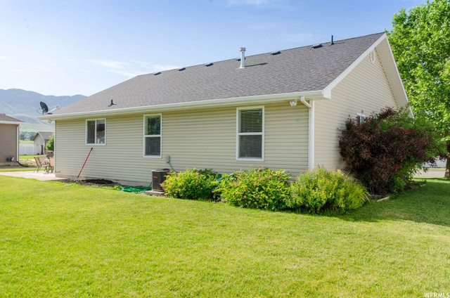 201 E 620 S, Smithfield, UT 84335 — photo 4
