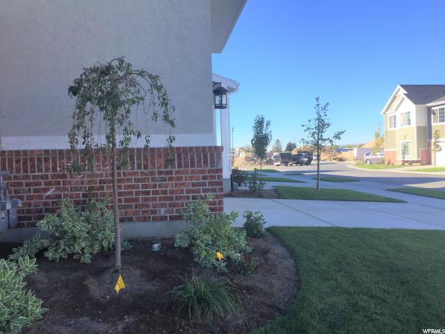9245 S Ashbourne Ln E, Sandy, UT 84094 — photo 3