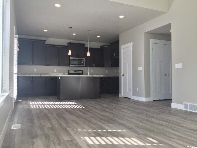9245 S Ashbourne Ln E, Sandy, UT 84094 — photo 6