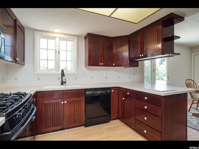 2344 E Cherry Ln, Layton, UT 84040 — photo 4