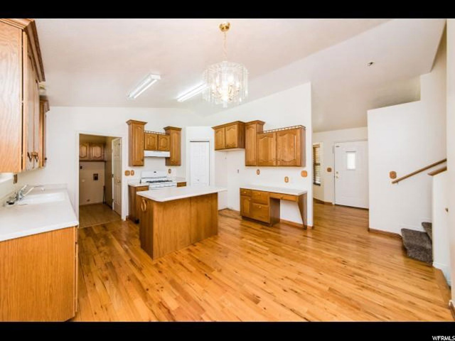 190 W 225 N, Providence, UT 84332 — photo 2