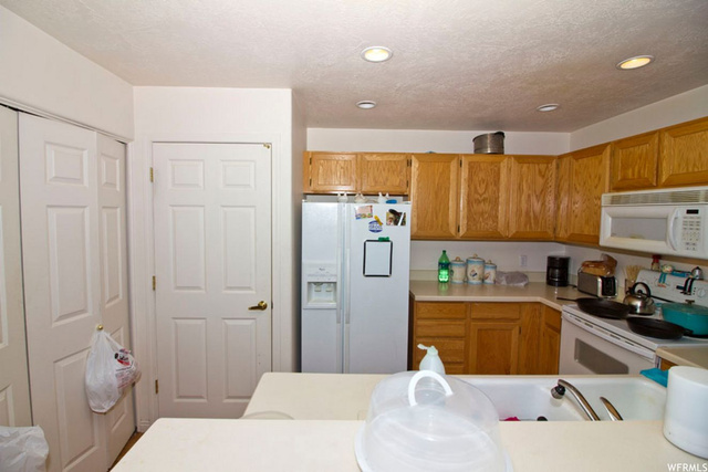 490 E 700 S #D-38, Clearfield, UT 84015 — photo 2