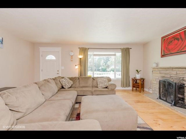 353 E Montgomery Dr, Sandy, UT 84070 — photo 4
