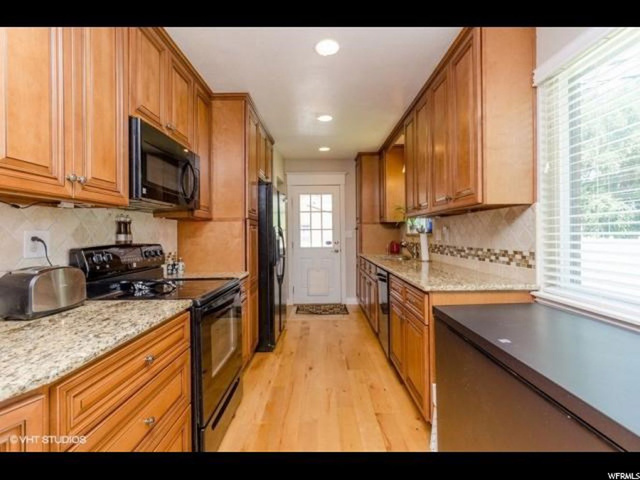 353 E Montgomery Dr, Sandy, UT 84070 — photo 7
