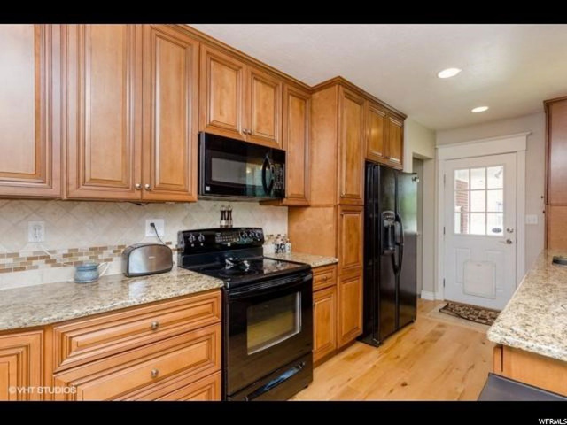 353 E Montgomery Dr, Sandy, UT 84070 — photo 6