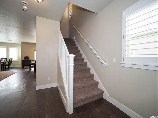 698 N 255 W, Centerville, UT 84014 — photo 5