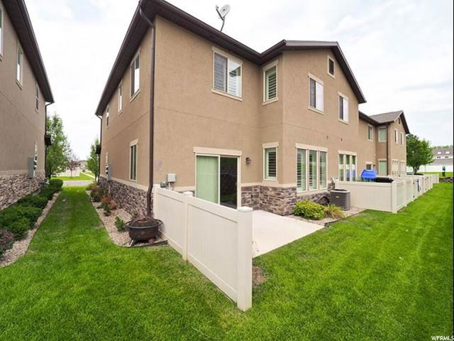 698 N 255 W, Centerville, UT 84014 — photo 2