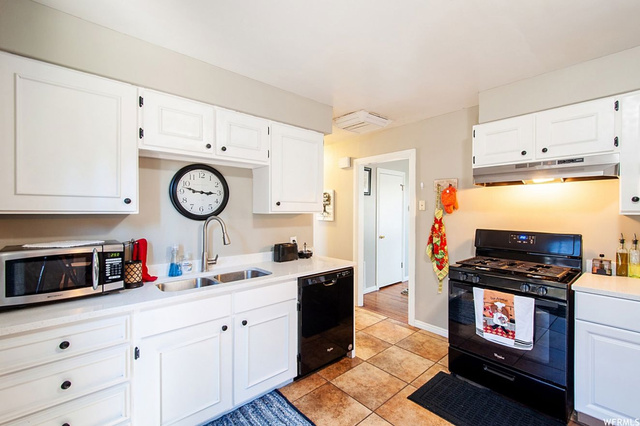 15 Ronald Ave, Layton, UT 84041 — photo 7