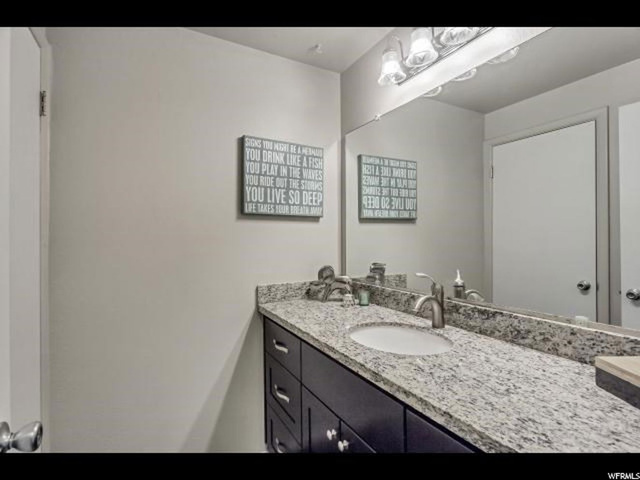 863 E Cedar Terrace Dr, Sandy, UT 84094 — photo 10