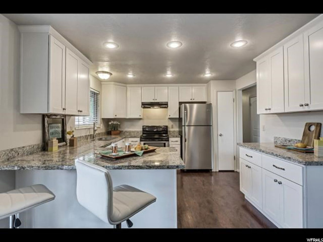 863 E Cedar Terrace Dr, Sandy, UT 84094 — photo 6