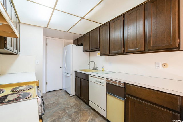 1564 E 750 S #D-4, Clearfield, UT 84015 — photo 7