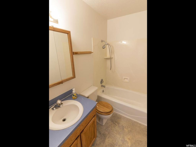 171 S 1250 W, Clearfield, UT 84015 — photo 8