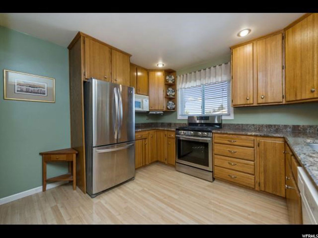 2761 E Delsa Dr, Holladay, UT 84124 — photo 9