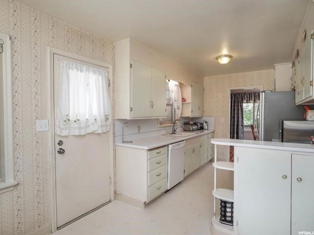 1324 E Kingston Dr, Ogden, UT 84403 — photo 8