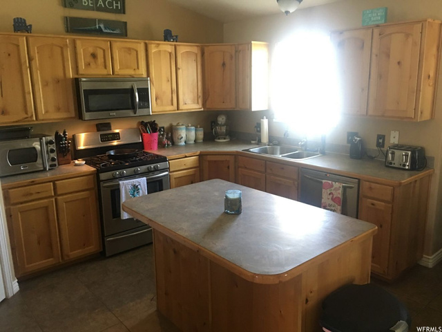 2105 S 875 E, Clearfield, UT 84015 — photo 3