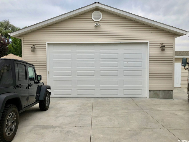 411 N 150 W, Hyde Park, UT 84318 — photo 2
