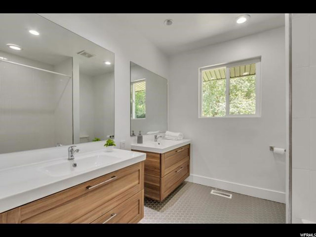 345 S 1100 E, Bountiful, UT 84010 — photo 11