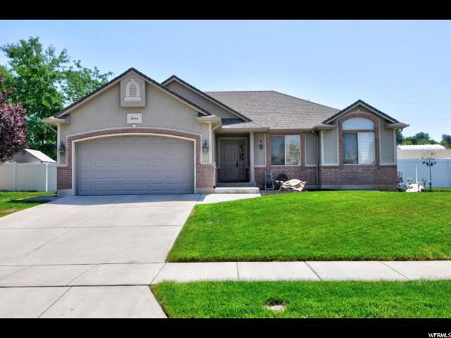 4066 S Lily Dr, Roy, UT 84067 — photo 2