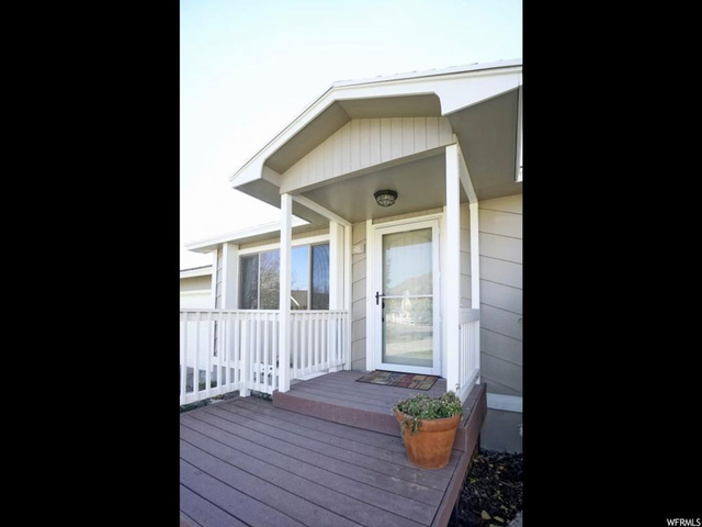 48 E 400 N, Midway, UT 84049 — photo 4