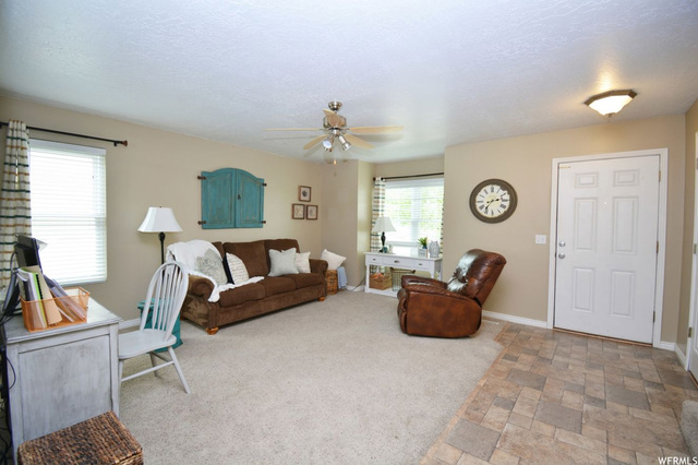 523 S 425 E, Clearfield, UT 84015 — photo 4