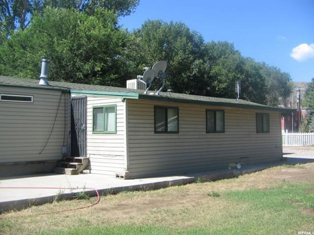 51 E Thompson St, Junction, UT 84740 — photo 4