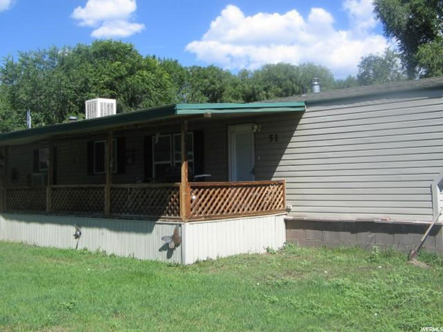 51 E Thompson St, Junction, UT 84740 — photo 3