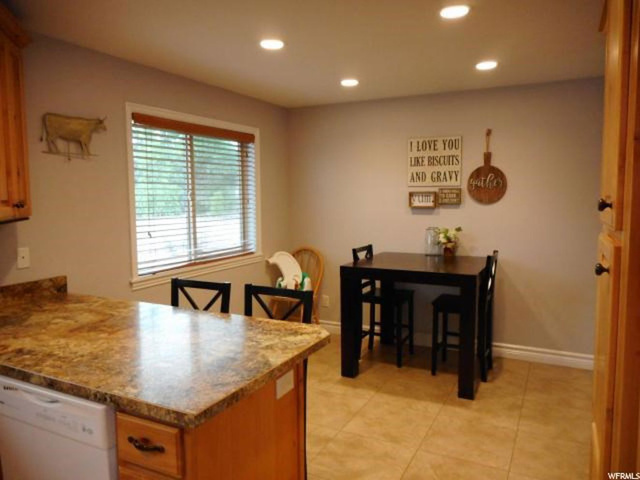 21 S 400 E, Richfield, UT 84701 — photo 8