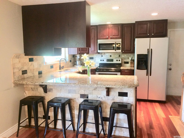 357 E 400 S, Hyrum, UT 84319 — photo 3