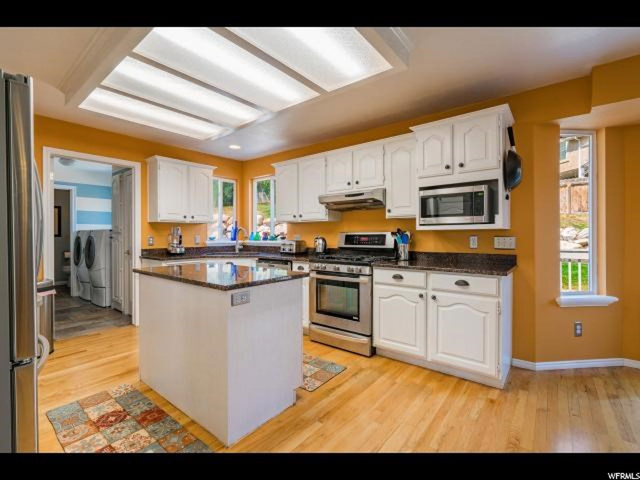 1559 E 2400 N, Layton, UT 84040 — photo 12