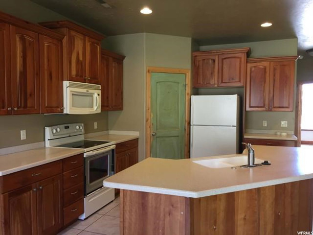 3836 Mitchell Dr, Santa Clara, UT 84765 — photo 8
