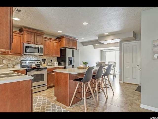 1702 N Pages Place Dr, Bountiful, UT 84010 — photo 9